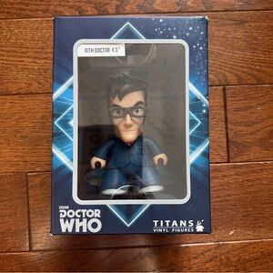 Doctor Who 10th Doctor Vinyl Figure